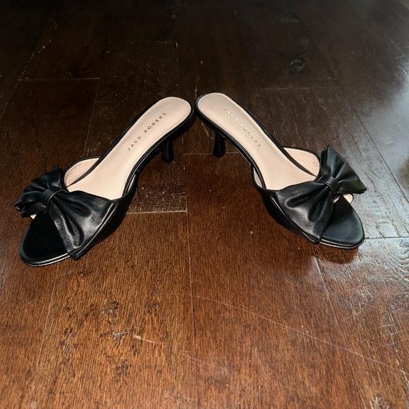 Jack Rogers-Lola Bow Mid Heel black size 8 New in box. - Picture 11 of 16